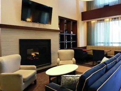 Hampton & Hotel Laval