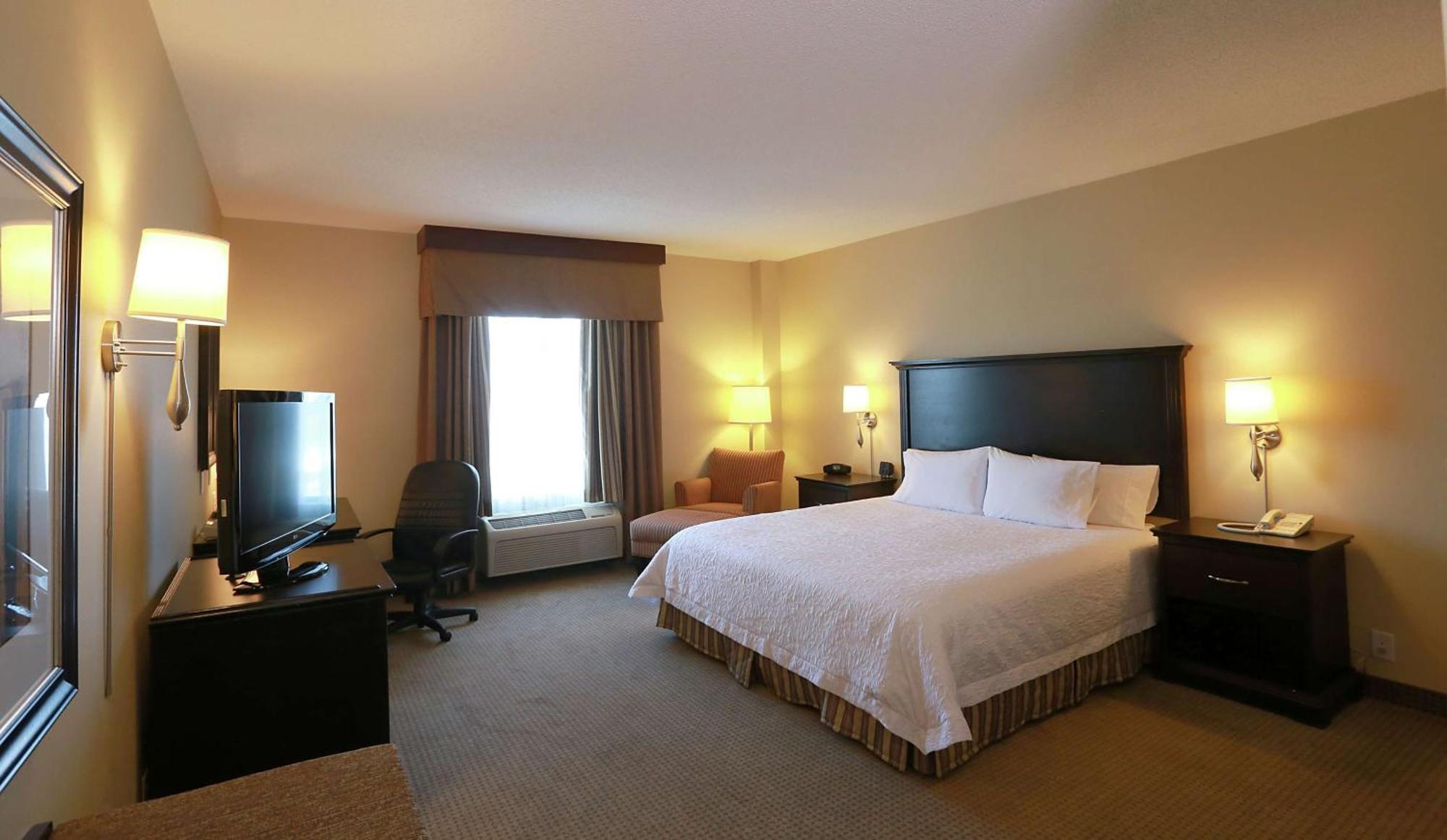 Hotel Hampton &